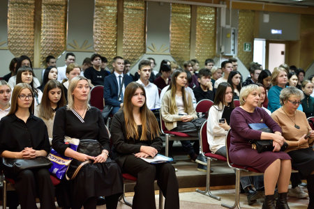 В Абакане завершила работу всероссийская научная конференция по адаптации молодежи к жизни в современном мире