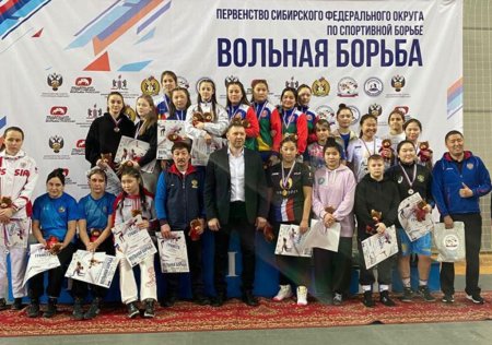 Студенты У(Т)ОР стали призерами и победителями на первенствах Сибири по вольной и классической борьбе
