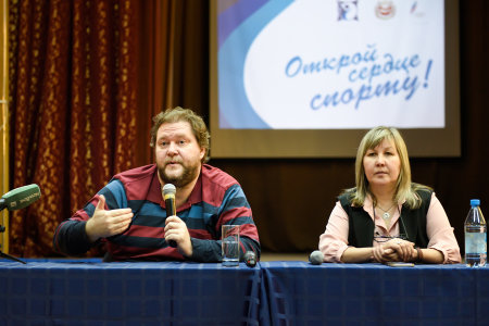 Денис Панкратов провел антидопинговый семинар в Училище (Техникуме) олимпийского резерва