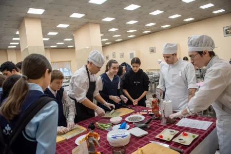«Суши даром» помогли провести мастер-класс на Едином дне открытых дверей в У(Т)ОР
